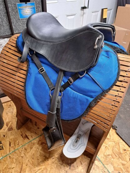The Gemini - A Convertible Cutback Saddle - Image 8