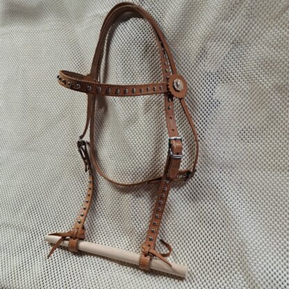 Handcrafted Brown Bridle with Silver Spots and Berry Conchos by a Master Leatherworker - Image 5